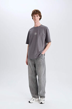 DeFacto %100 Pamuk Boxy Fit Bisiklet Yaka Sırt Baskılı Kısa Kollu Tişört E4541AX25SMGR357