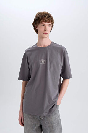 DeFacto %100 Pamuk Boxy Fit Bisiklet Yaka Sırt Baskılı Kısa Kollu Tişört E4541AX25SMGR357