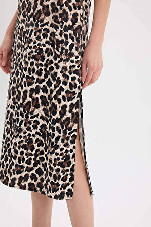 DeFacto Leopar Desenli Yuvarlak Yaka Saten Kolsuz Midi Abiye Elbise D7593AX25SPBK81