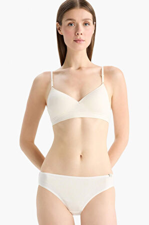 First Bra-Fall in Love