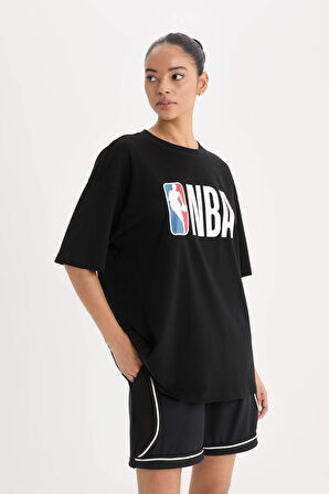 DeFactoFit NBA Wordmark Boxy Fit Bisiklet Yaka Kısa Kollu Tişört