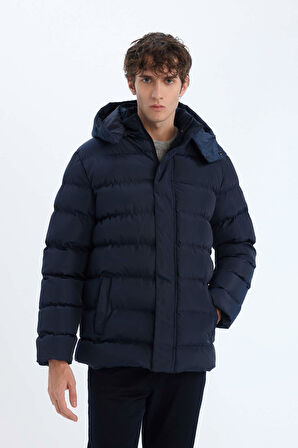 DeFacto Regular Fit Kapüşonlu Şişme Mont Fermuarlı Çıtçıt Kapamalı Cepli E7286AX24WNNV175