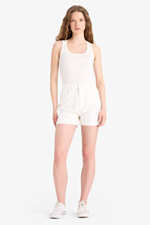 DeFacto Mom Fit Yüksek Bel Katlamalı Paça Jean Şort E4695AX25SMWT1