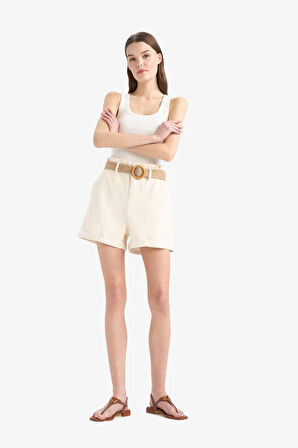 DeFacto Paperbag Yüksek Bel Katlamalı Paça Kemerli Jean Şort E0548AX25SMER219