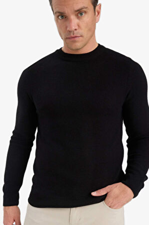 Standart Fit Bisiklet Yaka Basic Dokulu Triko Kazak