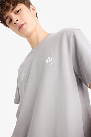 Regular Fit Bisiklet Yaka Slogan Desenli Kısa Kollu Tişört