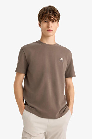 Regular Fit Bisiklet Yaka Slogan Desenli Kısa Kollu Tişört