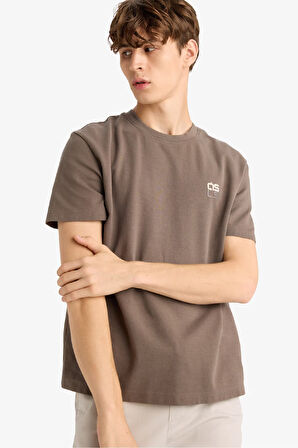 Regular Fit Bisiklet Yaka Slogan Desenli Kısa Kollu Tişört