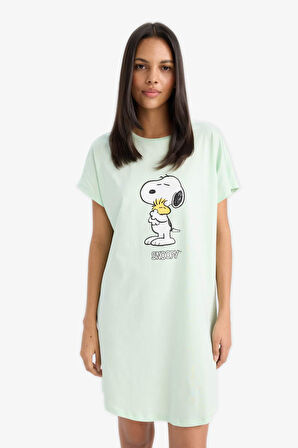 Snoopy Bisiklet Yaka Kısa Kollu Gecelik-Fall in Love