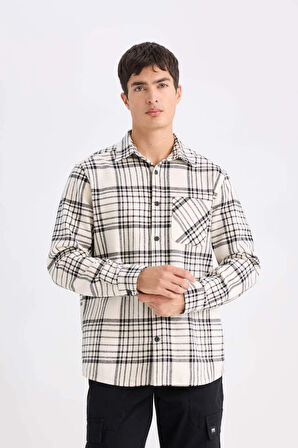 DeFacto Regular Fit Kareli Flanel Cep Detaylı Uzun Kollu Gömlek D3499AX24WNER98