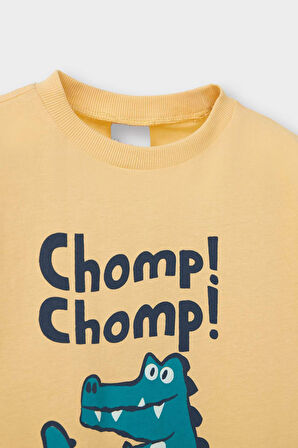 Erkek Bebek Bisiklet Yaka Baskılı Kısa Kollu Tişört