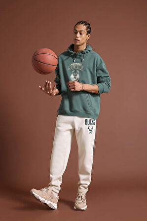 DeFactoFit NBA Milwaukee Bucks Standart Fit Cepli Kalın Sweatshirt Kumaşı Jogger