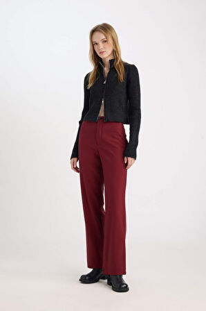 DeFacto Wide Leg Kumaş Pantolon Geniş Bol Paça Yüksek Bel Basic Düz Standart Boy E1043AX24WNBR248