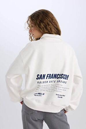 DeFacto Oversize Geniş Kalıp Yarım Fermuarlı Sırt Baskılı Kalın Sweatshirt E1524AX24WNWT32