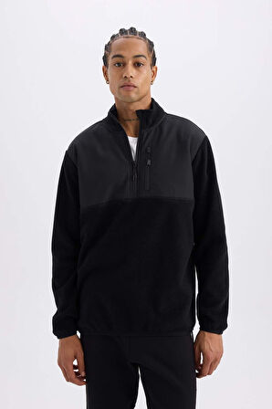 DeFactoFit Standart Fit Dik Yaka Fermuarlı Polar Sporcu Sweatshirt D9226AX24WNBK81