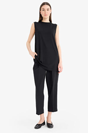 Regular Fit Bisiklet Yaka Basic Düz Kolsuz Tişört