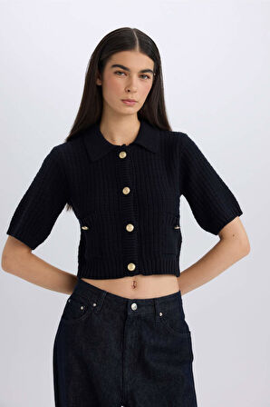 Cropped Fit Gömlek Yaka Hırka