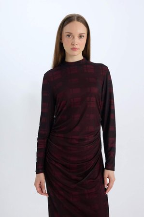 DeFacto Regular Fit Yarım Balıkçı Yaka Desenli Uzun Kollu Maxi Tül Elbise E1959AX24WNBR115
