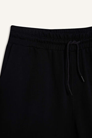 Slim Fit Dar Kesim Cepli Basic Düz Bermuda Şort