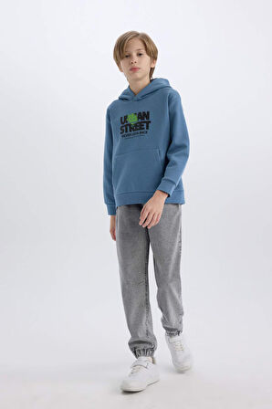 DeFacto Erkek Çocuk Kapüşonlu Baskılı Cepli İçi Yumuşak Tüylü Sweatshirt D6211A824CWBE88