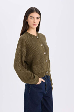 DeFacto Regular Fit Bisiklet Yaka Düğmeli Triko Hırka D9772AX24WNKH438