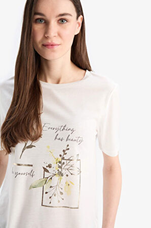 Regular Fit Bisiklet Yaka Çiçekli Kısa Kollu Tişört