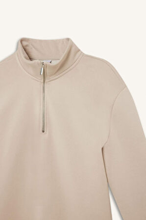 DeFacto Comfort Regular Fit Rahat Kalıp Fermuarlı Dik Yaka Basic Düz Sweatshirt X7405AZ25SPBG735