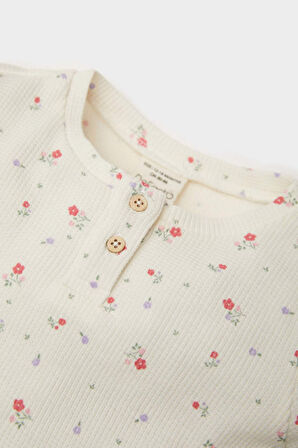 DeFacto Kız Bebek Çiçekli Waffle Pijama Takımı Uzun Kollu Üst Beli Lastikli Uzun Alt E0762A525SPWT47