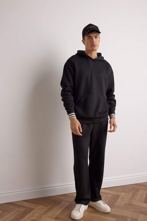 DeFacto Boxy Fit Kapüşonlu Kanguru Cepli Jakarlı Sweatshirt E9308AX25AUBK81