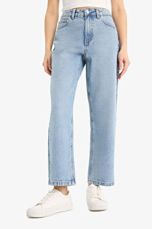 Straight Fit Yüksek Bel Düz Paça Uzun Jean Kar Yıkamalı Pantolon