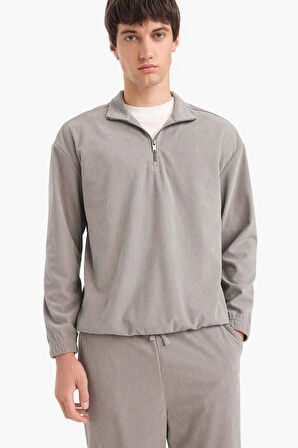 Boxy Fit Dik Yaka Fermuarlı Kadife Sweatshirt