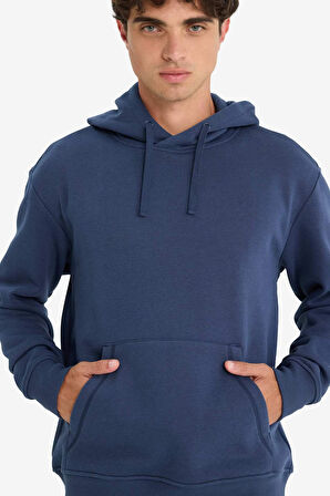 Regular Fit Kapüşonlu İçi Yumuşak Tüylü Kanguru Cepli Basic Düz Sweatshirt