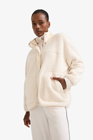 DeFactoFit Oversize Geniş Kalıp İçi Polarlı Pelüş Mont