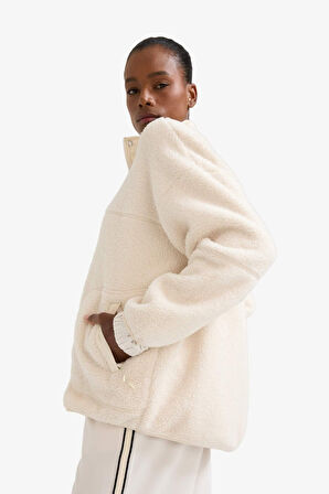 DeFactoFit Oversize Geniş Kalıp İçi Polarlı Pelüş Mont