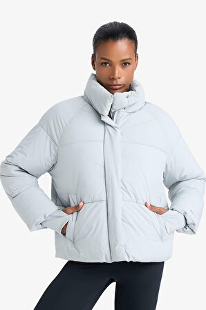 Defactofit Su Geçirmez Regular Fit Dik Yaka Reglan Kol Kışlık Şişme Mont