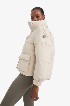 DeFacto Su İtici Oversize Fit Geniş Kalıp Dik Yaka Fermuarlı Çıtçıtlı Cepli Şişme Mont E9266AX25WNBG779