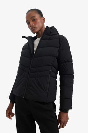 DeFacto Su İtici Regular Fit Kapüşonlu Fermuarlı Cepli Mont C8141AX25WNBK81