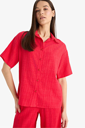DeFacto Oversize Geniş Kalıp Basic Düz Kırmızı Kısa Kollu Gömlek A9135AX25SMRD59