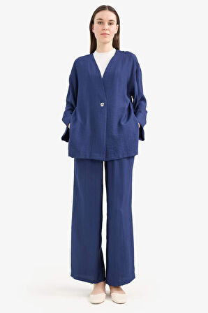 DeFacto Relax Fit V Yaka Krinkıl Kumaş Uzun Kollu Tesetür Tunik E7983AX25SMNV241