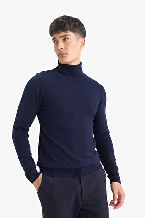 Slim Fit Dar Kesim Balıkçı Yaka Triko Kazak