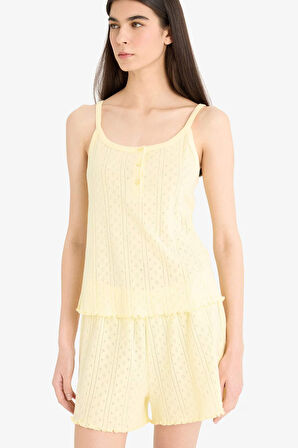 	Pijama Takımı Askılı Pijama Üstü Esnek Belli Şort Pijama Altı-Fall in Love