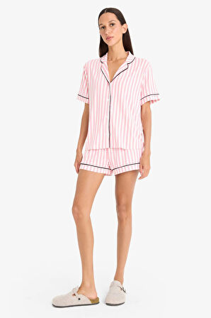 Regular Fit Pijama Takımı Çizgili Kısa Kollu Pijama Üstü Esnek Şort Pijama Altı-Fall in Love