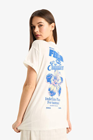 DeFacto Oversize Geniş Kalıp Bisiklet Yaka Sırt Baskılı Kısa Kollu Tişört F1774AX25SMWT32