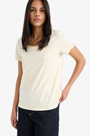 DeFacto Regular Fit Yuvarlak Yaka Basic Düz Kısa Kollu Tişört K1508AZ25SMYL504