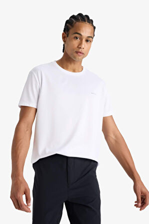 DeFactoFit Standart Fit Bisiklet Yaka Sporcu Kısa Kollu Tişört