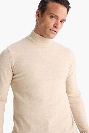 Slim Fit Dar Kesim Balıkçı Yaka Triko Kazak