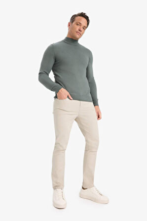 Slim Fit Dar Kesim Balıkçı Yaka Triko Kazak
