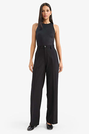 DeFacto Slim Fit Dar Kesim Halter Yaka Basic Düz Atlet F0357AX25SMBK81