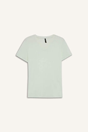 Slim Fit Dar Kesim V Yaka Basic Düz Ribana Kısa Kollu Tişört