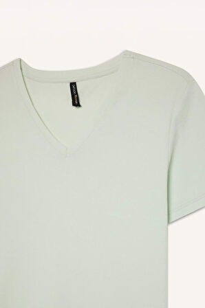 Slim Fit Dar Kesim V Yaka Basic Düz Ribana Kısa Kollu Tişört